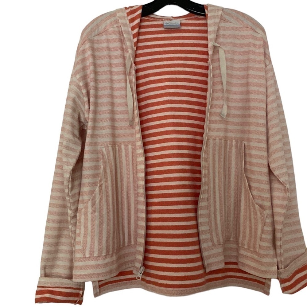 Columbia knit hooded jacket, size L. Zip up